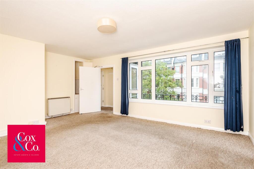 Apartment in Brighton - More