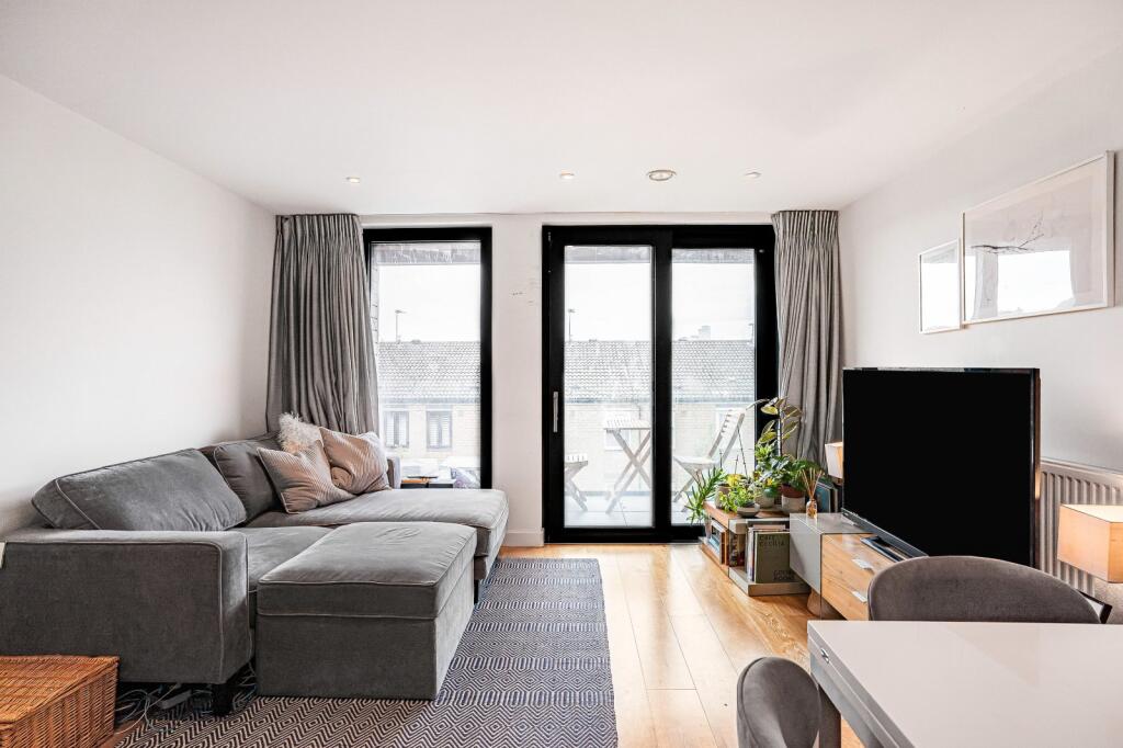 Apartment in London - View 2