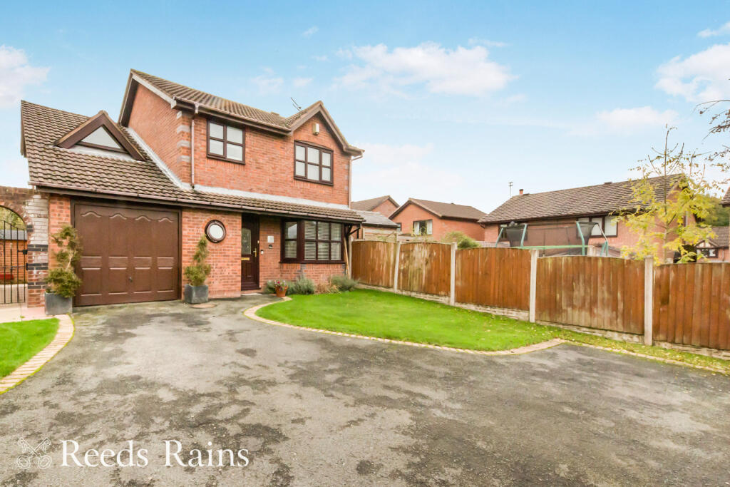 4-bed detached on Linnet Way, Biddulph, Stoke-on-Trent, Staffordshire, ST8, £379,950