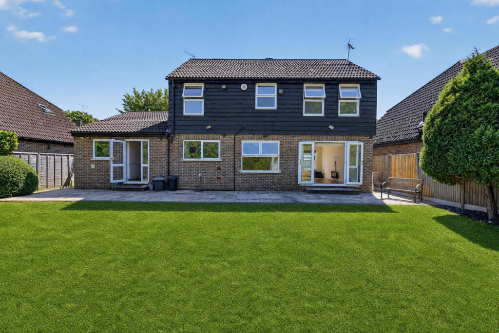 Main image of property: Grove Farm Park, Northwood, HA6