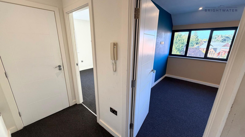 Apartment in Ringwood, Moortown - More