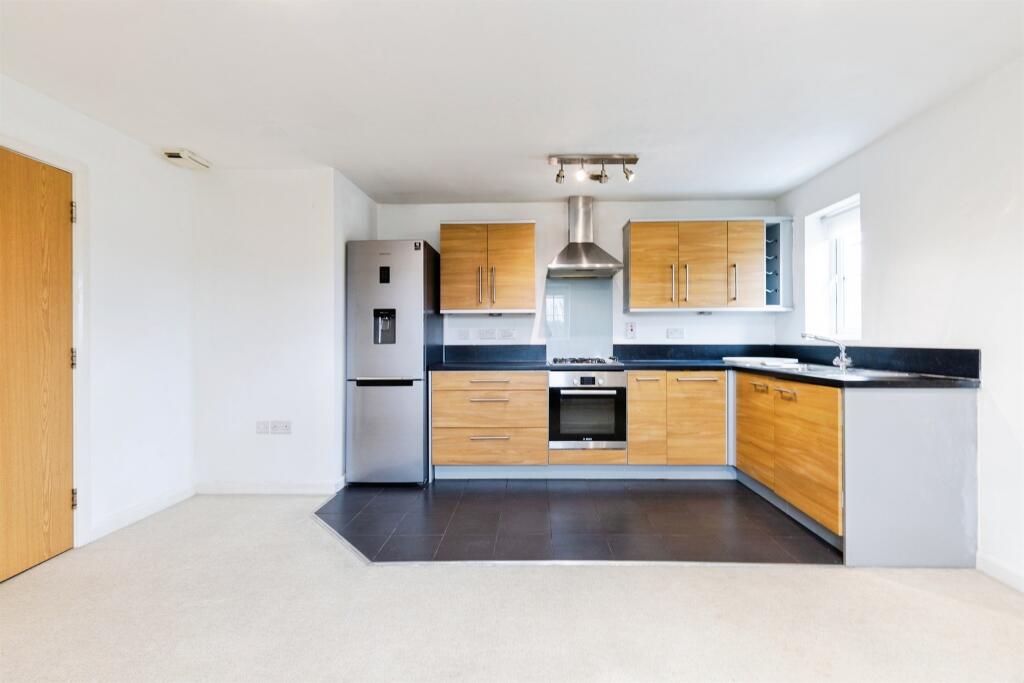 Additional image 2 of Great North Road, Hatfield