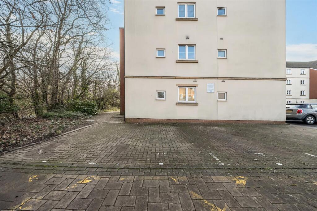 Property photo 9