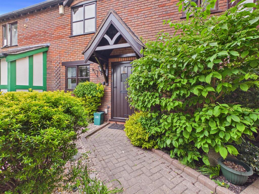 Main image of property: Old Town Mews, Stratford Upon Avon