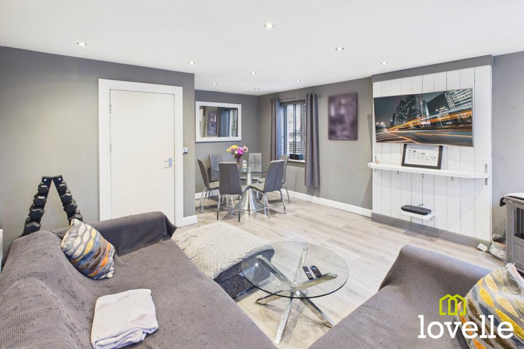 Main image of property: Inglemire Lane, Cottingham, East Riding of Yorkshire, HU16