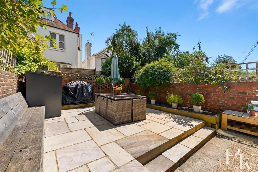 Glendale Road, Hove photo 4