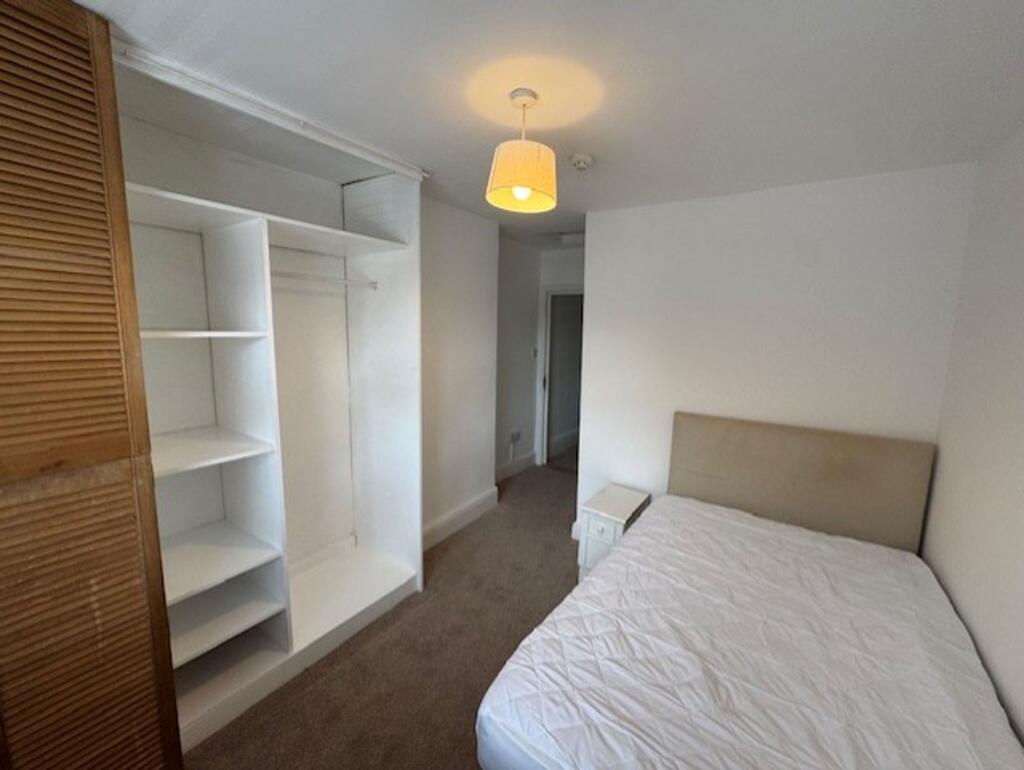 House in Cardiff, Canton - View 2