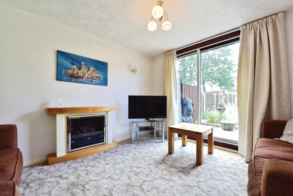 Weakland Close, Sheffield, South Yorkshire, S12 photo 3