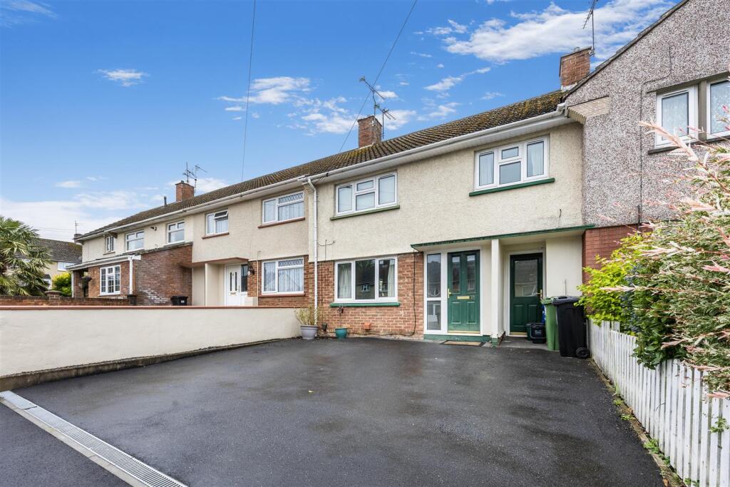 Main image of property: Lincoln Close, Keynsham