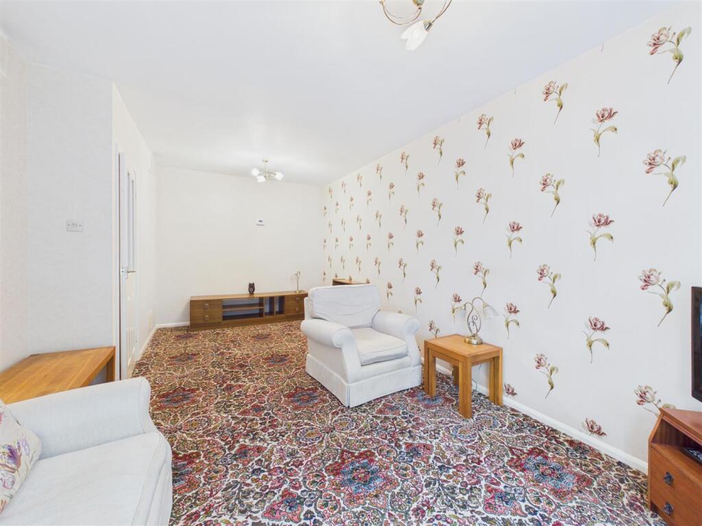 Apartment in Sheffield - View 5