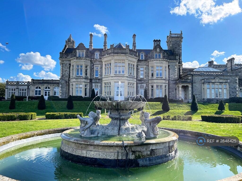 Main image of property: Preston Hall, Aylesford, ME20