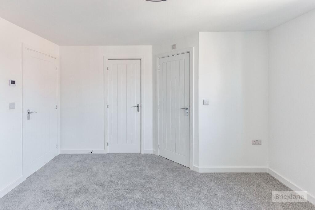 Garland Road, Weldon, CORBY - More