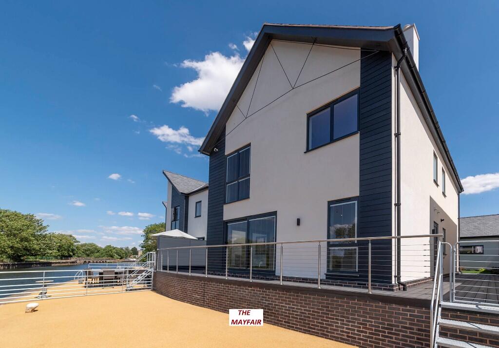 Main image of property: The Mayfair, Marina Quays, Newark, Nottinghamshire, NG24