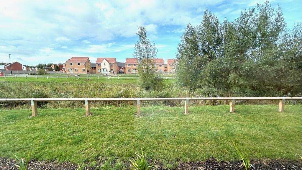 Apartment in Doncaster, South Yorkshire - View 4