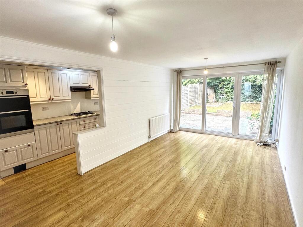 House in Reading - View 5