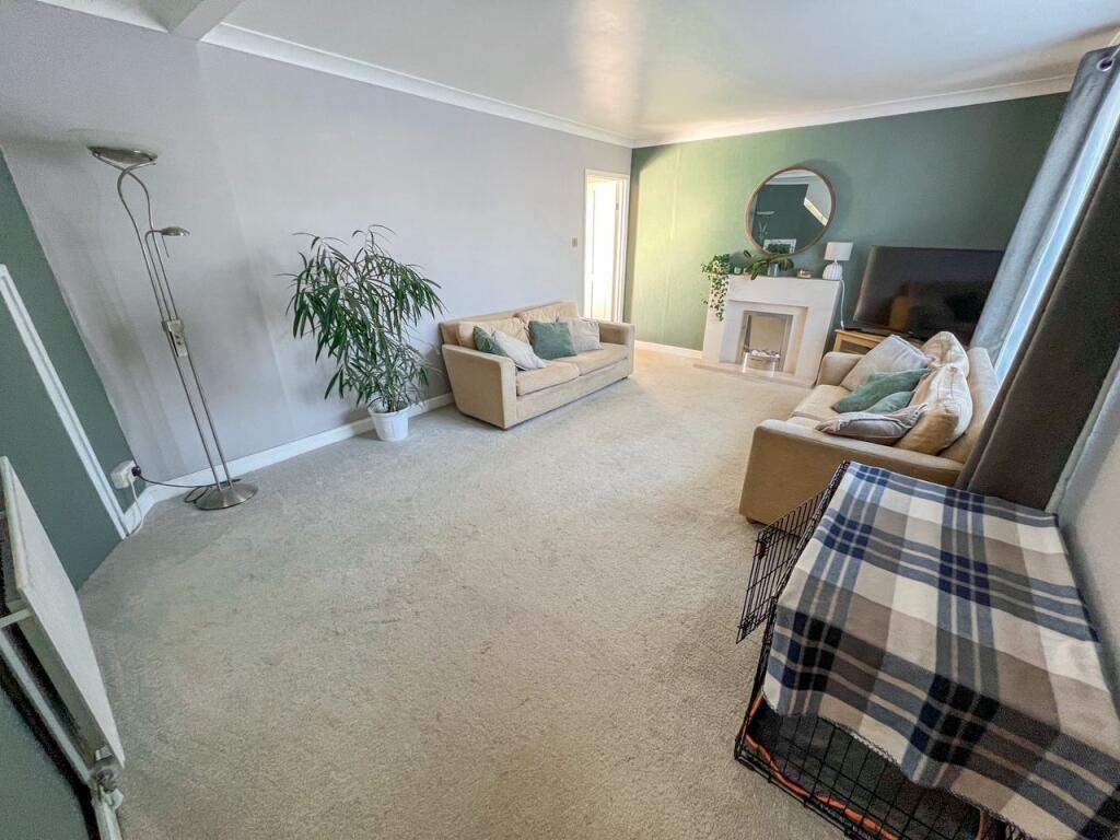House in Elmbridge, Molesey - View 4