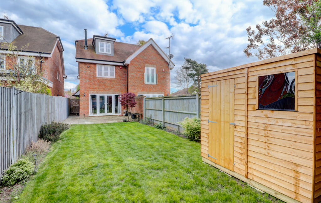 Main image of property: Harvest Place, Holmer Green, High Wycombe, Buckinghamshire, HP15