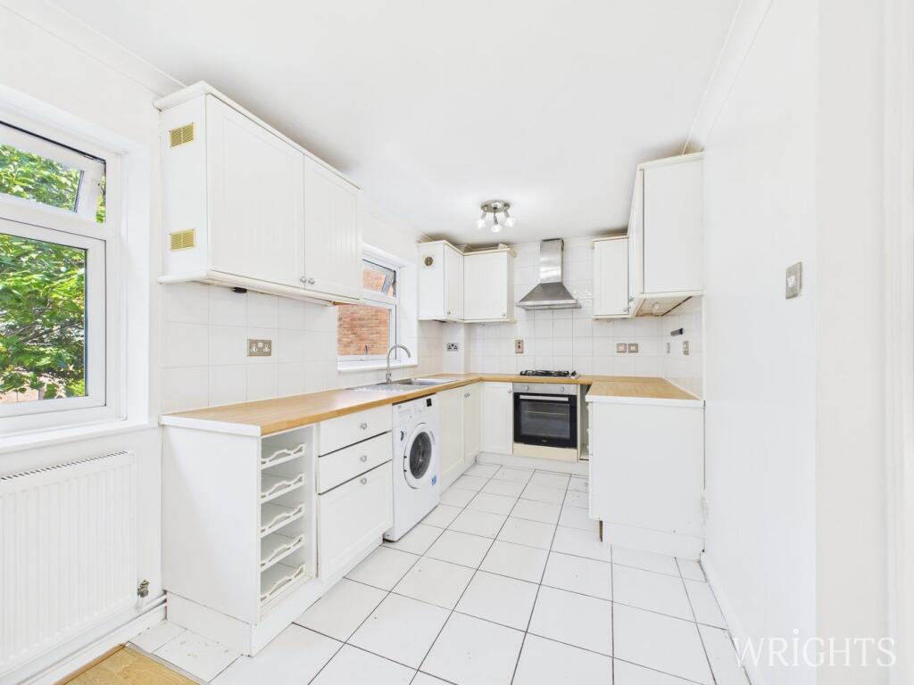 Kingscroft, Welwyn Garden City, AL7 photo 2
