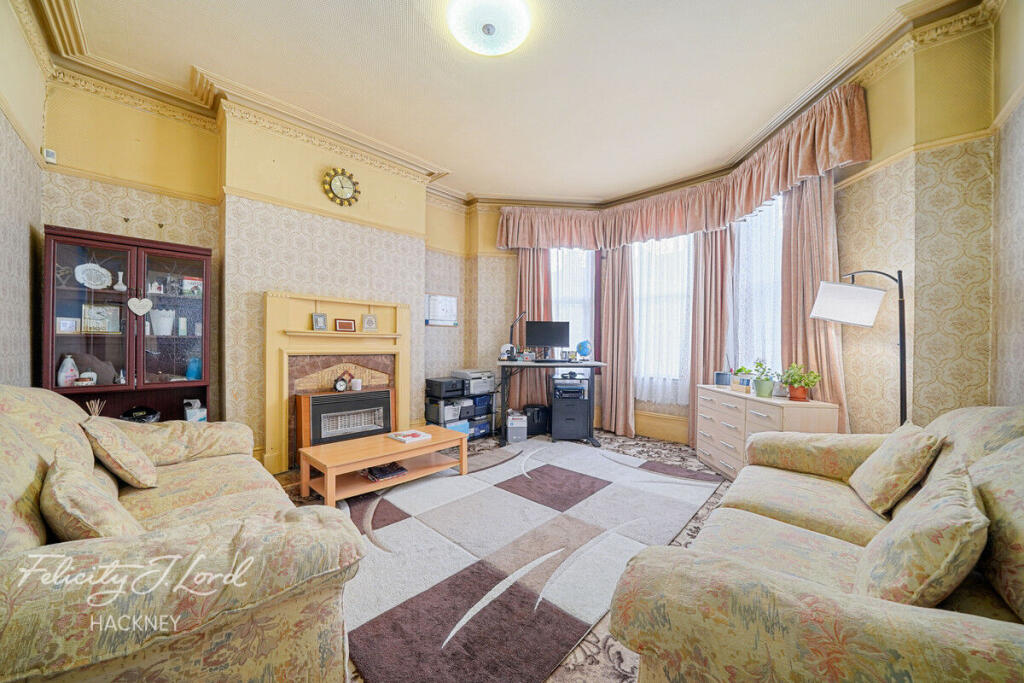 Mildenhall Road, London E5 photo 4