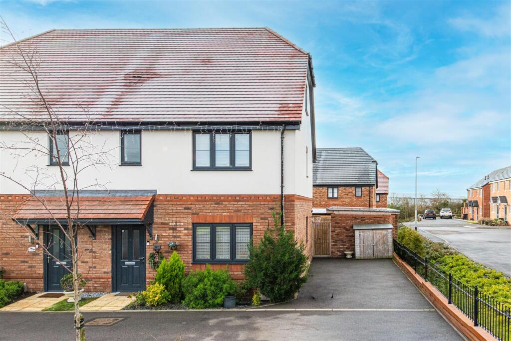 Main image of property: London Road, Priors Hall