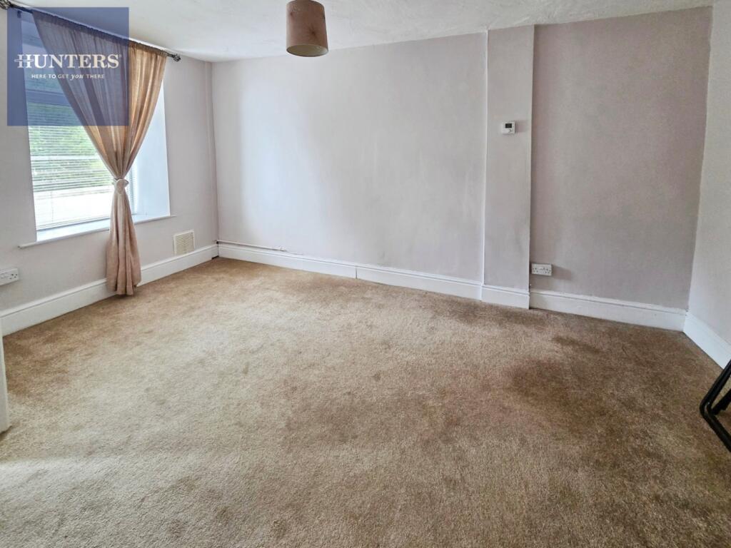 Rowland Terrace, Nantymoel, Bridgend, CF32 7PA - View 5