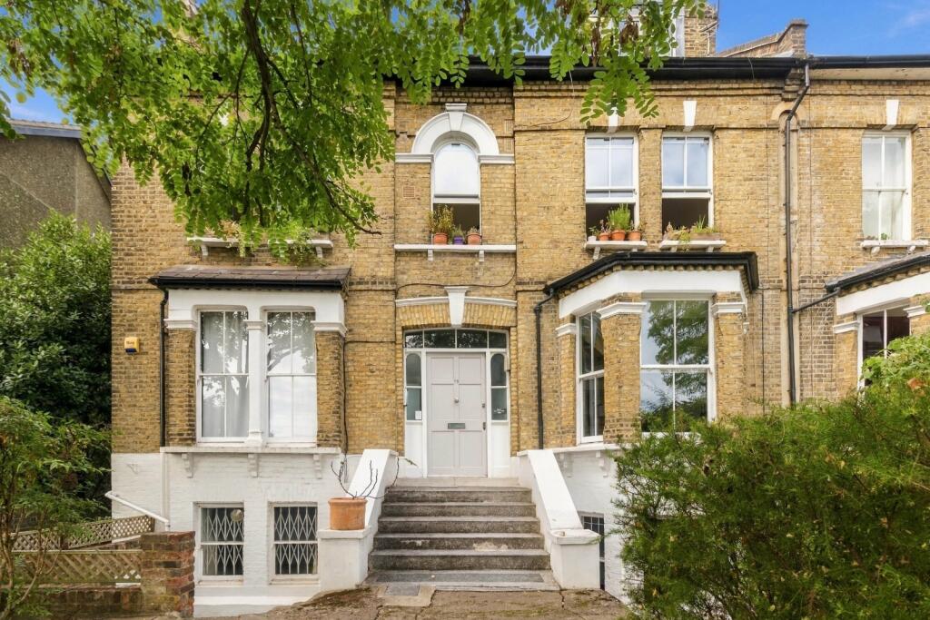 Apartment in London - View 2