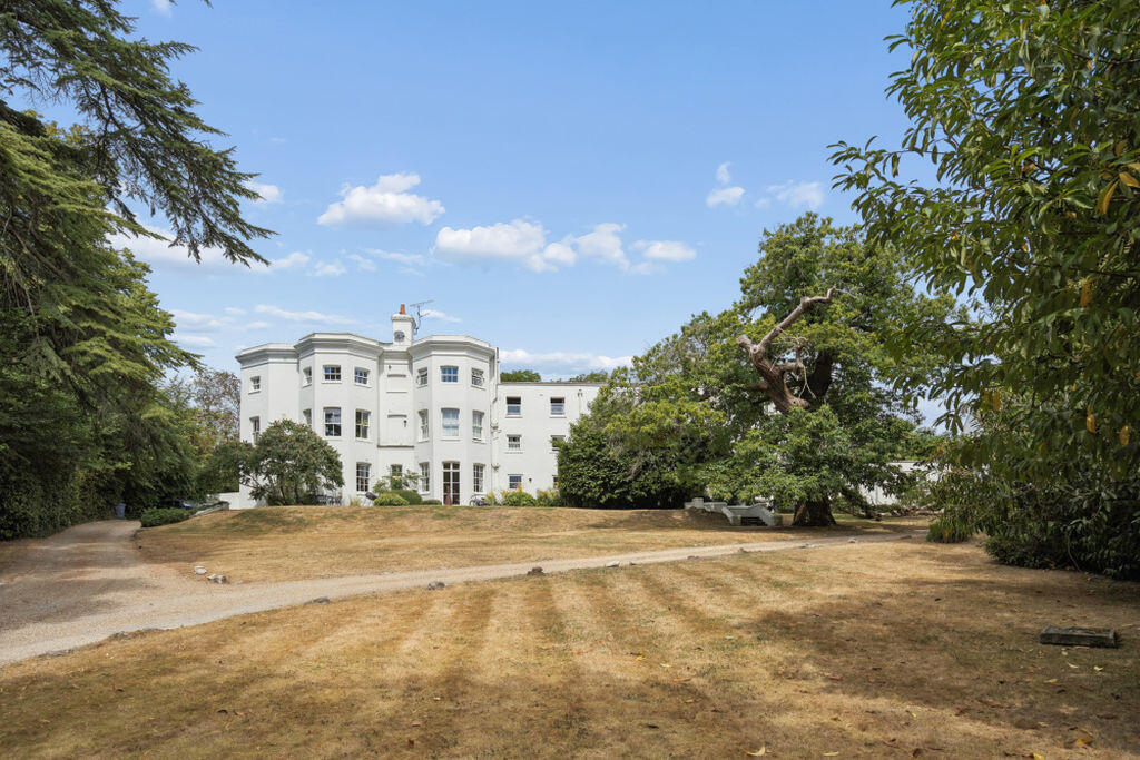Main image of property: Hitcham Grange, Taplow