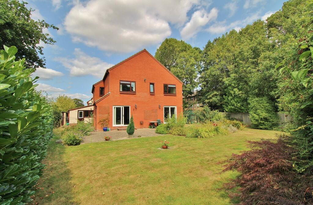 Main image of property: Vicarage Lane, Stubbington