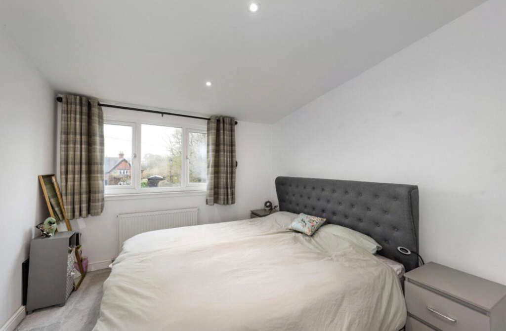 House in Tonbridge - More