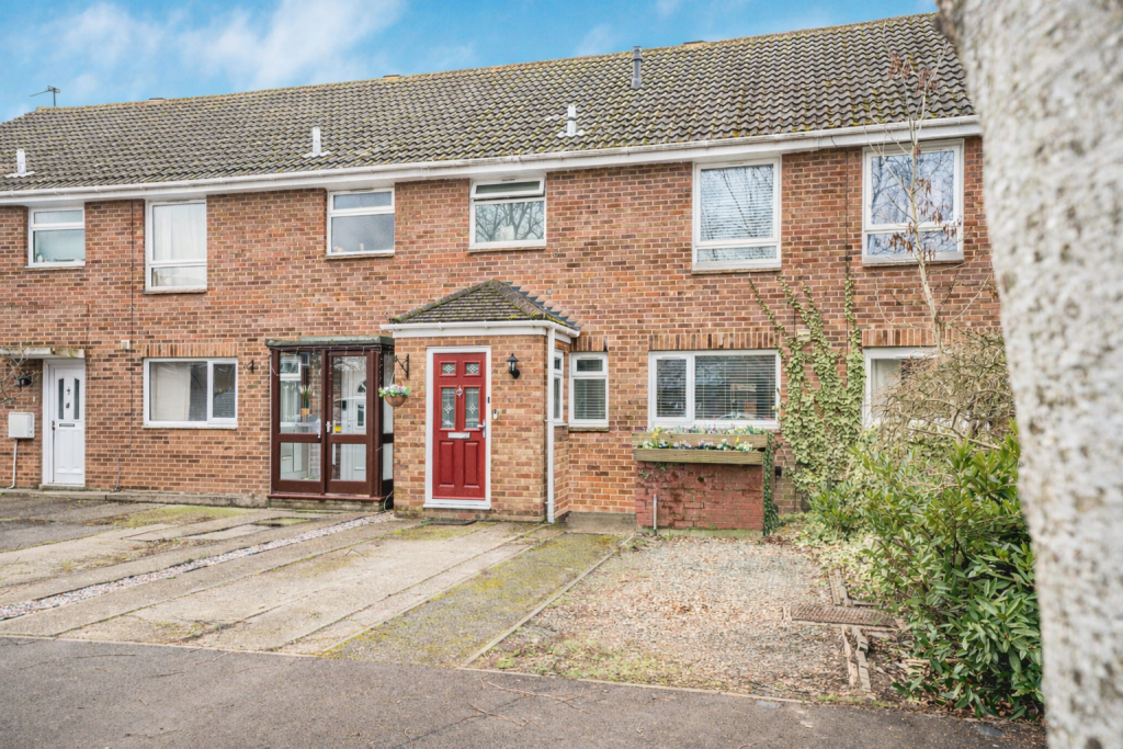 Main image of property: High Wickfield, Welwyn Garden City, AL7