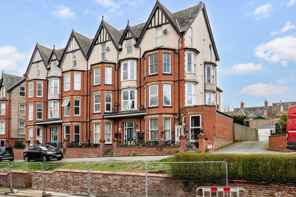 Main image of property: Temple Drive, Llandrindod Wells, LD1