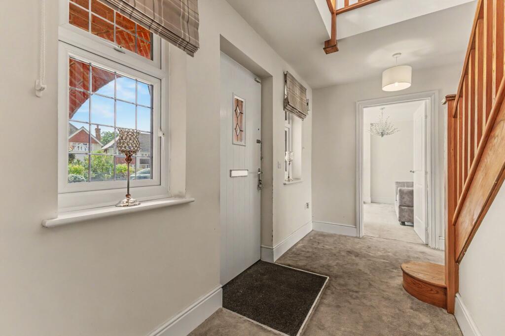 House in Worcester - More