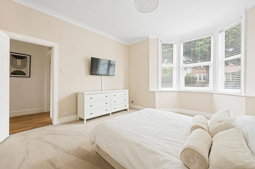 Apartment in Poole, Upper Parkstone - View 5