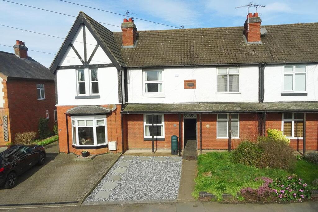 3-bed terraced on Gilmorton Road, Lutterworth, £245,000