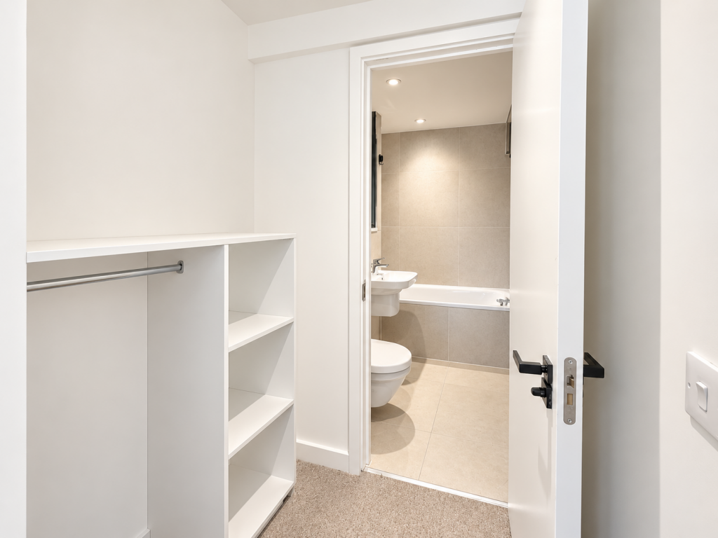 Apartment in Manchester - More