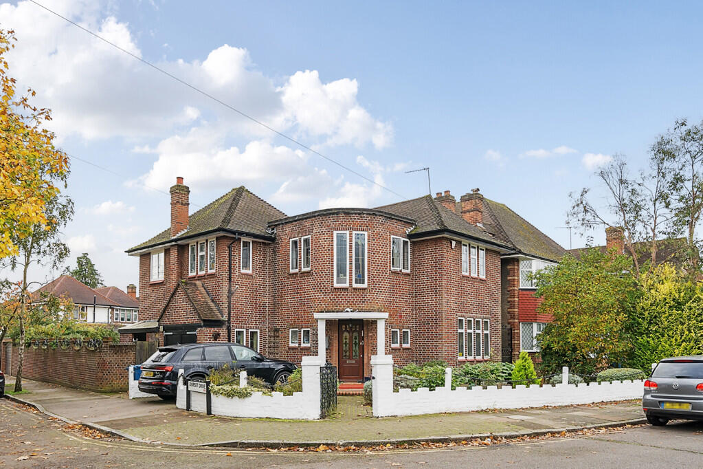 Main image of property: Cavendish Drive, Edgware, Middlesex