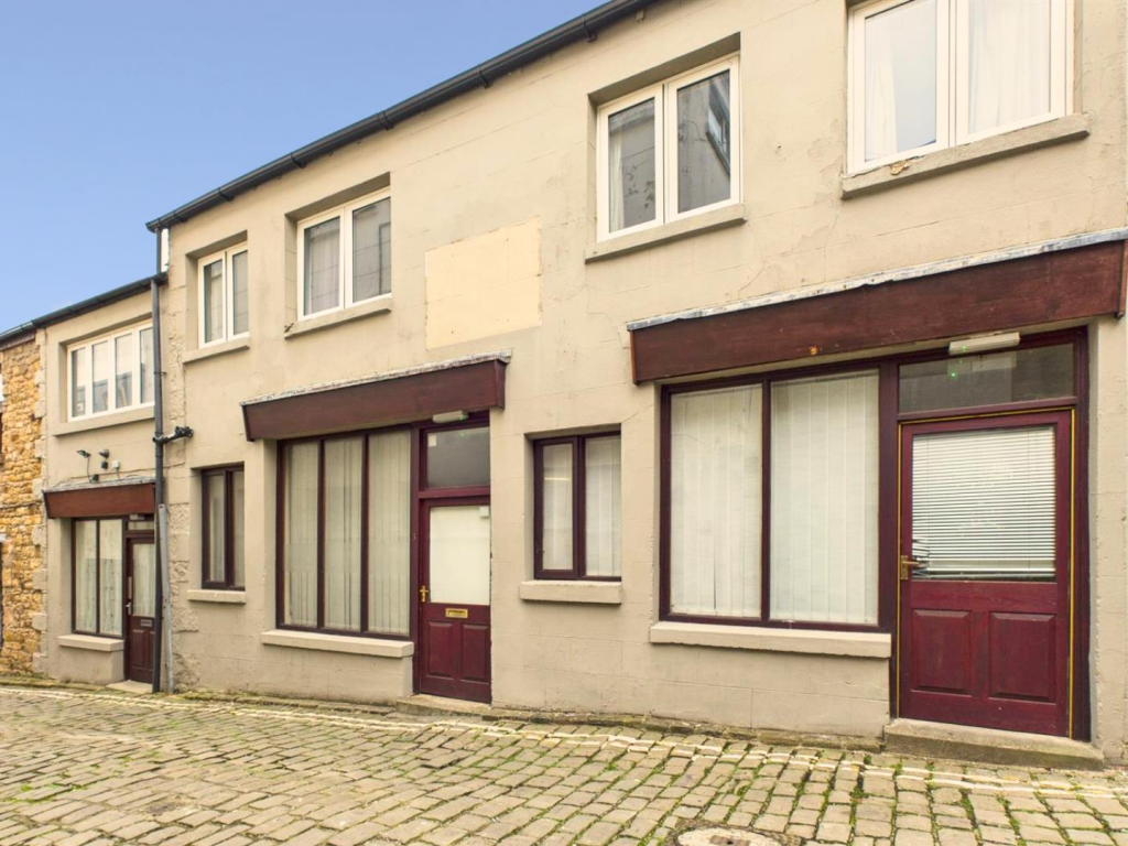 Main image of property: Moor Street