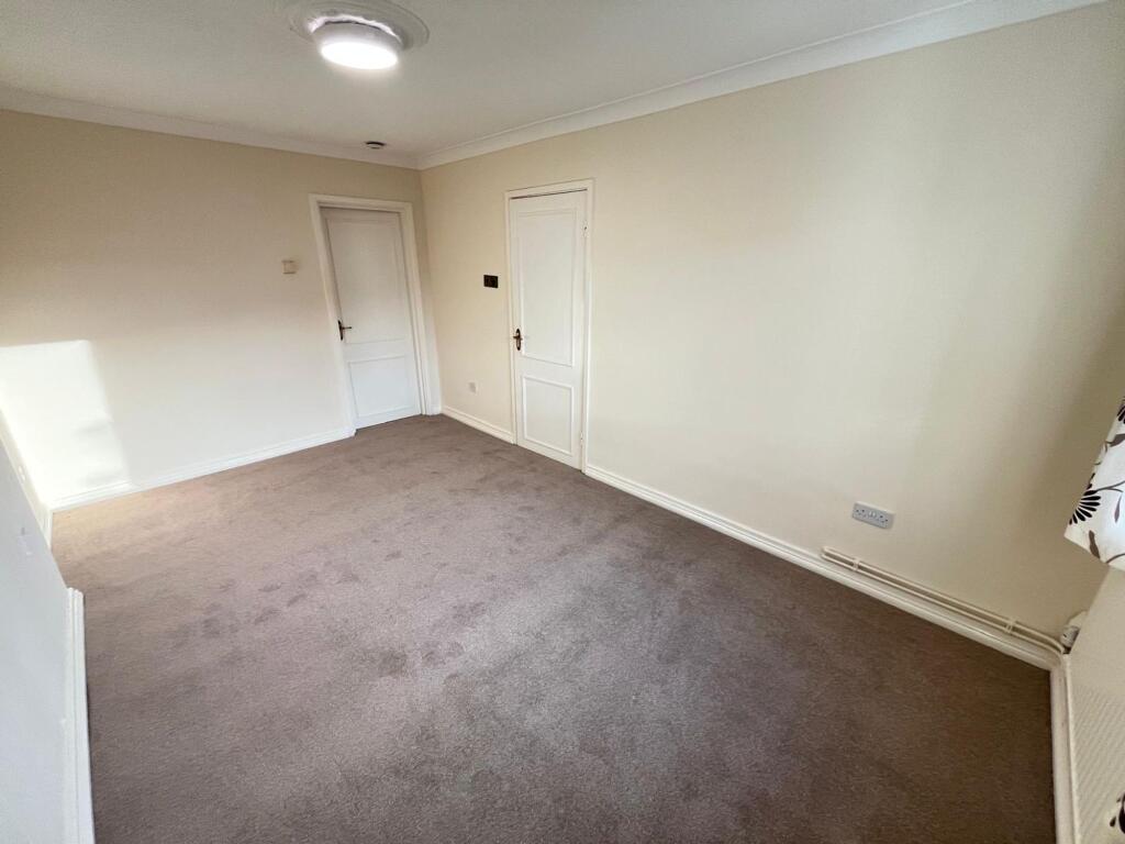 Hermes Close, Bootle, L30 photo 5
