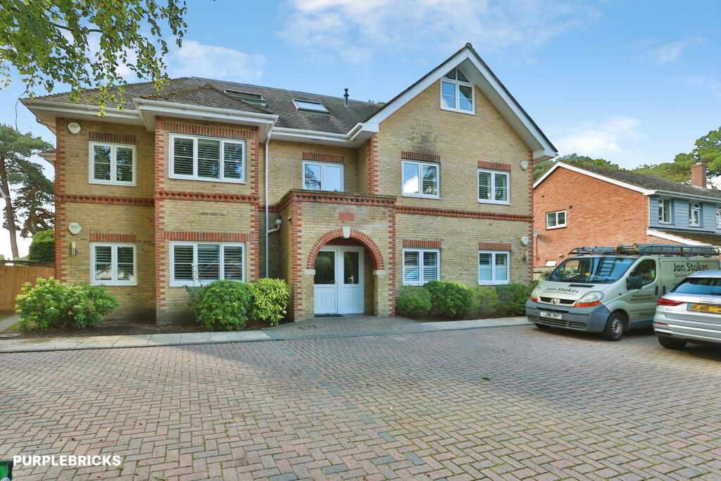 6 Wetherby Close, Broadstone, BH18