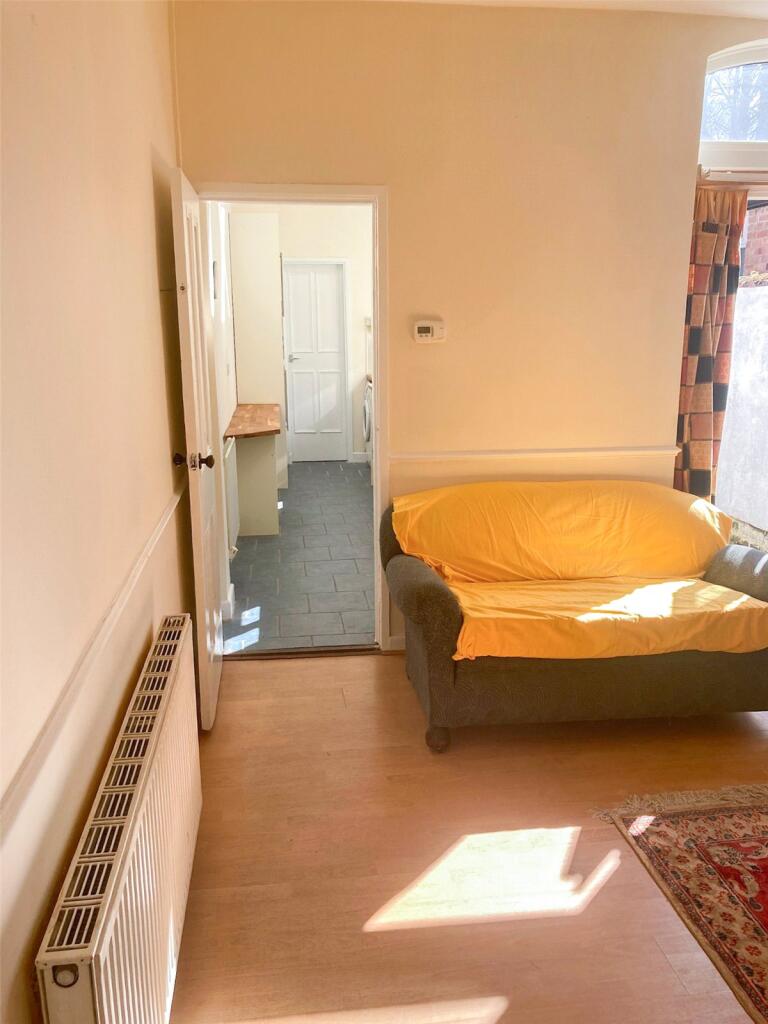 Additional image 11 of Birchwood Crescent, Balsall Heath, Birmingham, B12