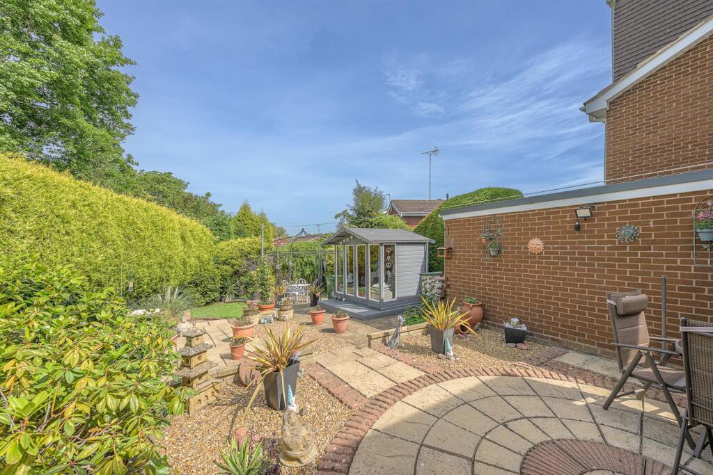 House in Dudley, Kingswinford - View 2