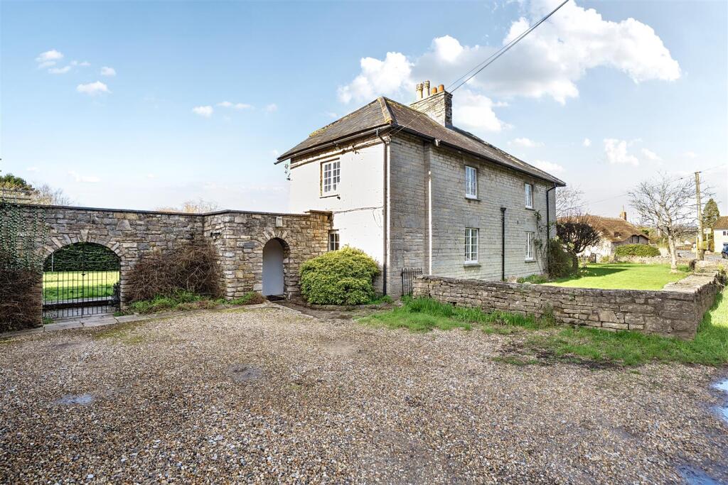 Main image of property: Castlebrook, Compton Dundon, Somerton