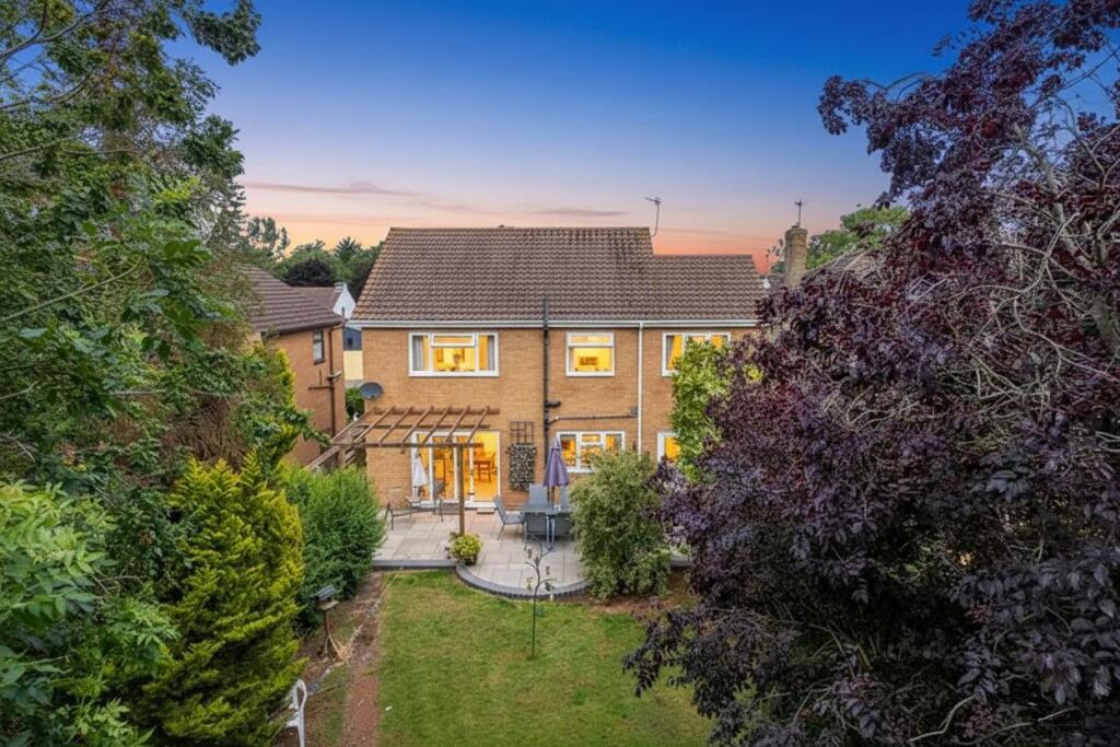 4-bed detached on High Street, Doddington, March, PE15 0TF, £390,000