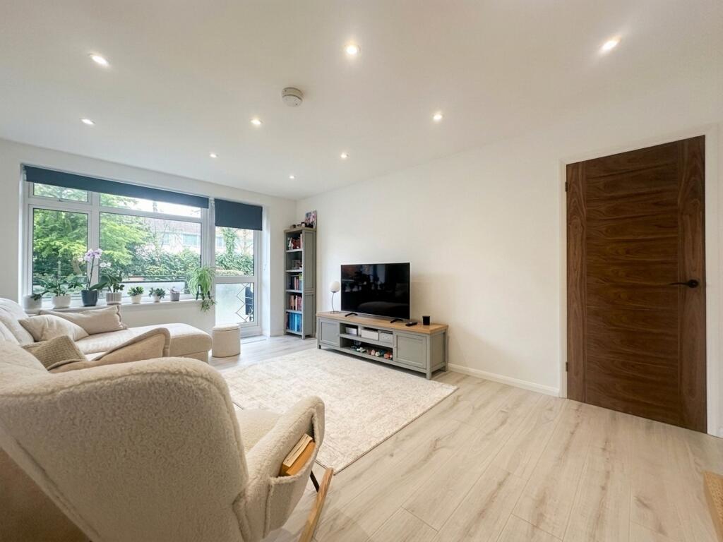 Main image of property: Westbrook, Lustrells Vale, Saltdean, BN2 8EZ