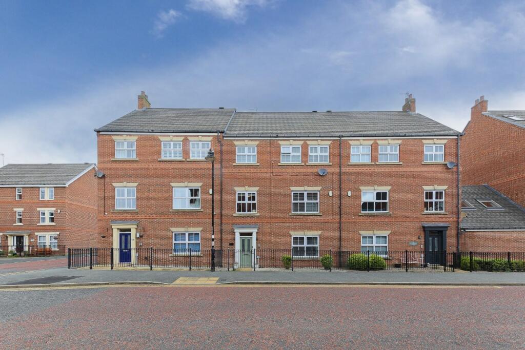 Main image of property: Featherstone Grove, Great Park, NE3