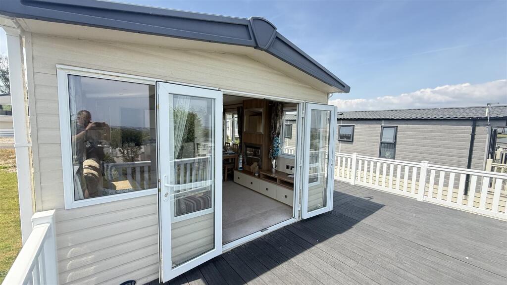 House in Plymouth - View 5