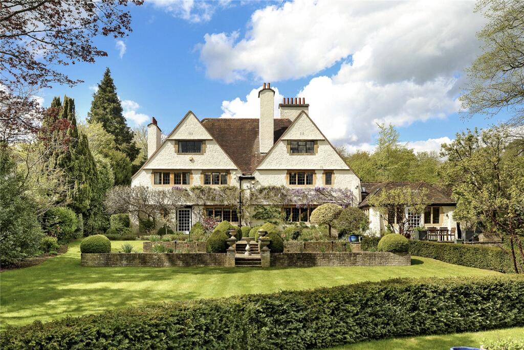 Main image of property: Shire Lane, Chorleywood, Rickmansworth, Hertfordshire, WD3