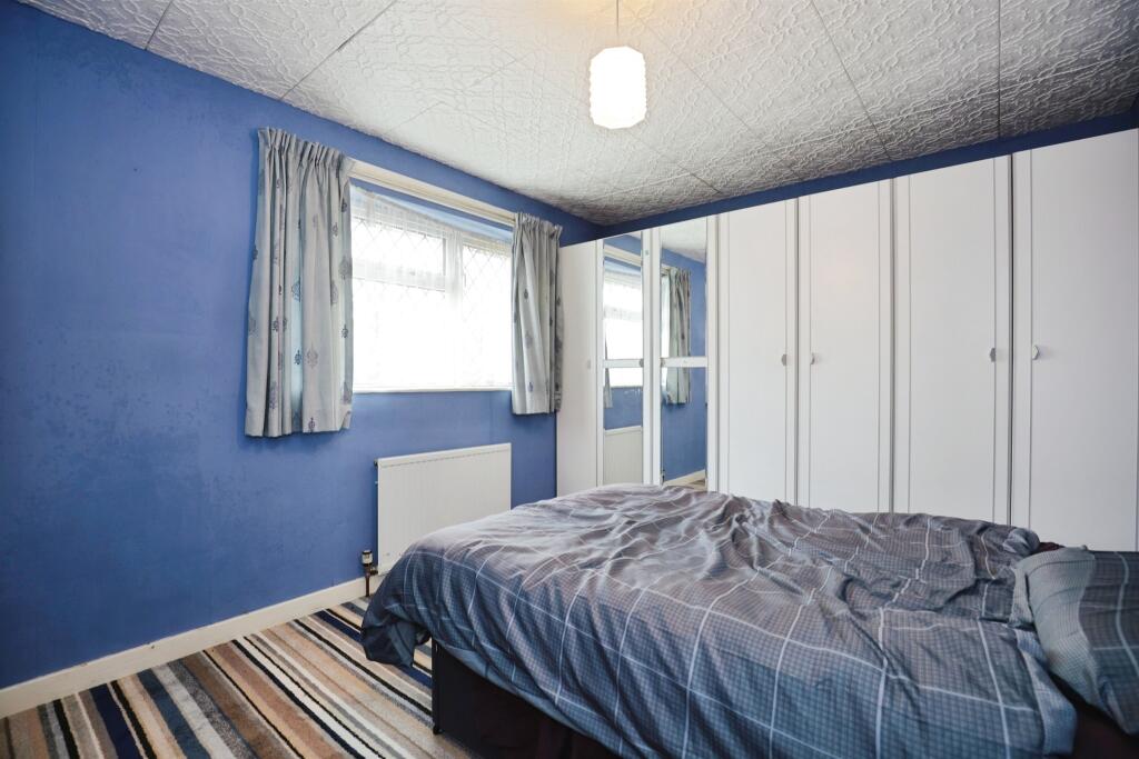 House in Northampton, West Northamptonshire - View 5