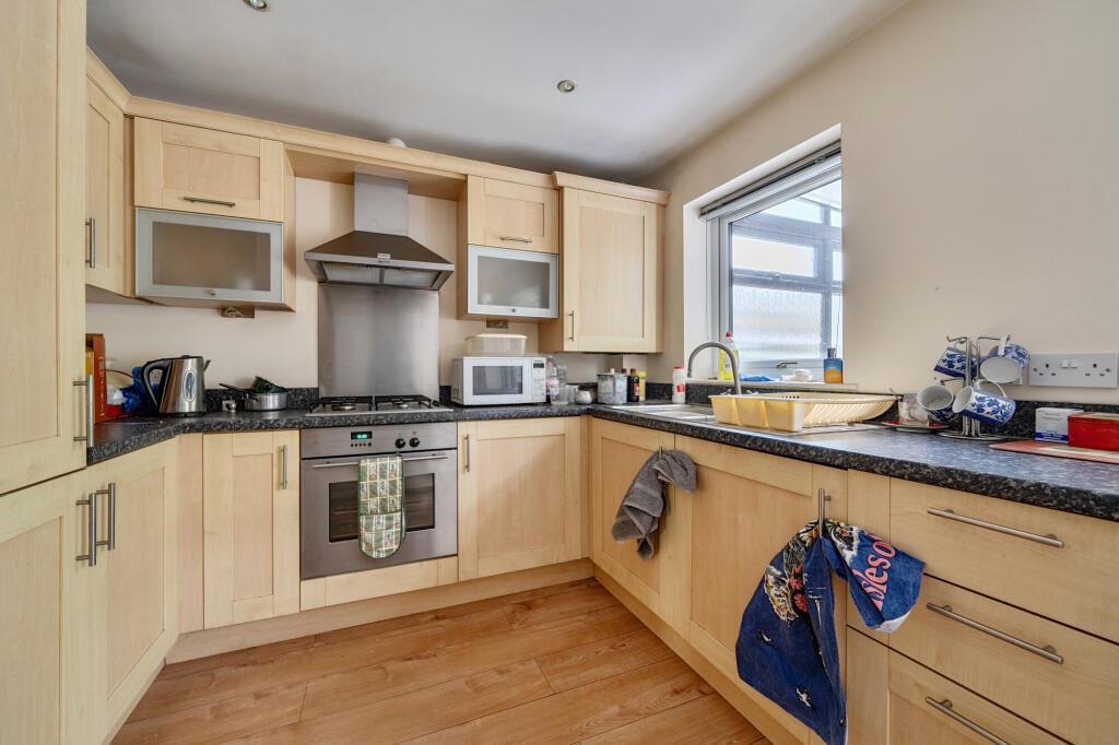 House in Enfield - View 5