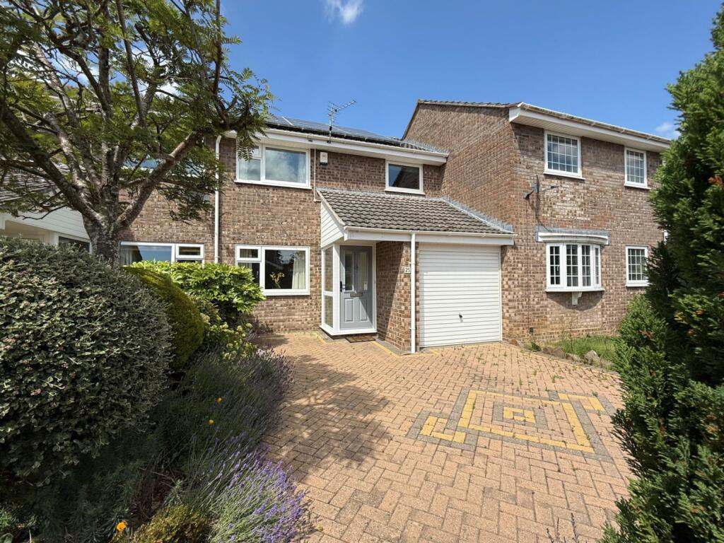 3-bed terraced on Tetbury Gardens, Nailsea, North Somerset, BS48, £315,000
